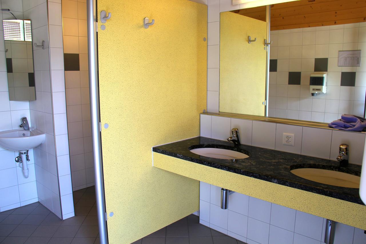 Camping Lazy Rancho - Eiger - Moench - Jungfrau - Interlaken Exterior photo